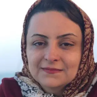دکتر فروغ پاکباز متخصص زنان، زایمان و نازایی