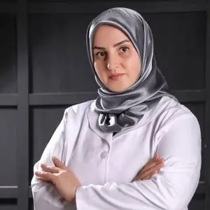 دکتر فاطمه امیدی فر متخصص زنان، زایمان و نازایی