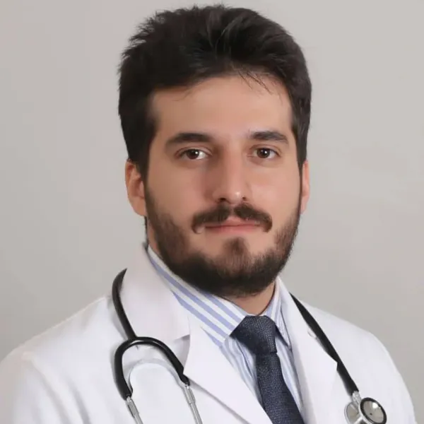 دکتر سیدمهرداد مطیعی لنگرودی متخصص بیماری های کودکان و نوزادان